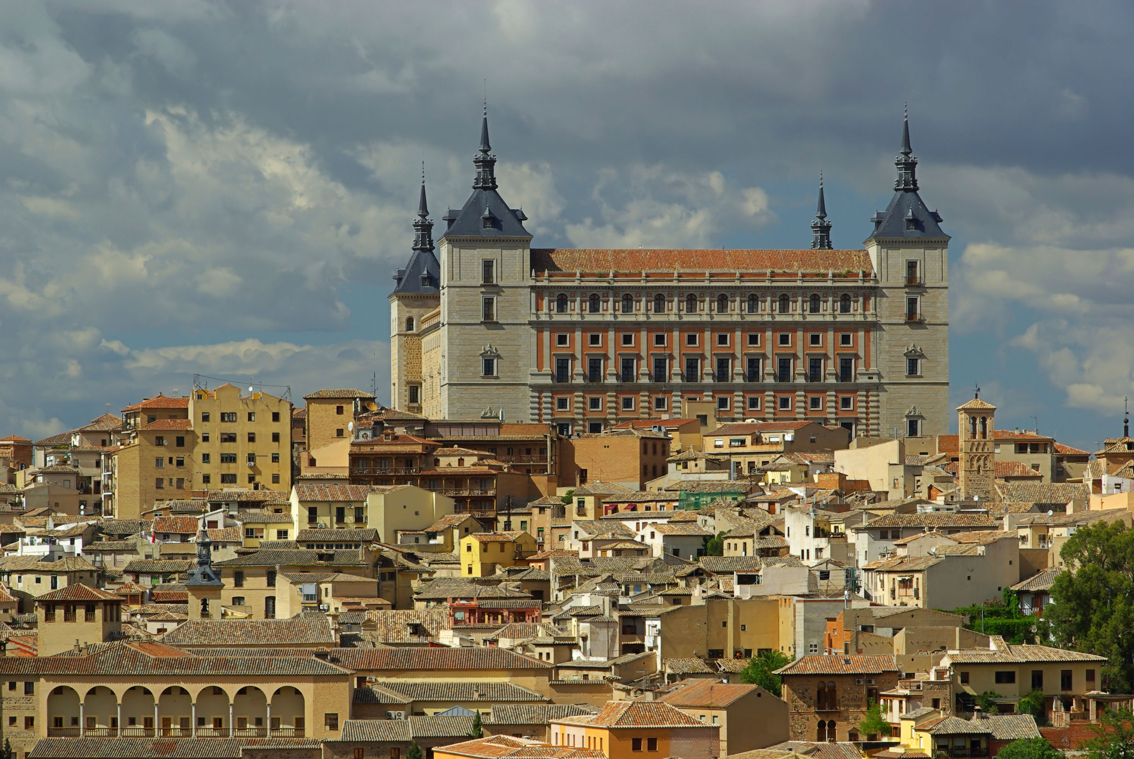 Toledo – miasto trzech kultur i duchowa perła Hiszpanii